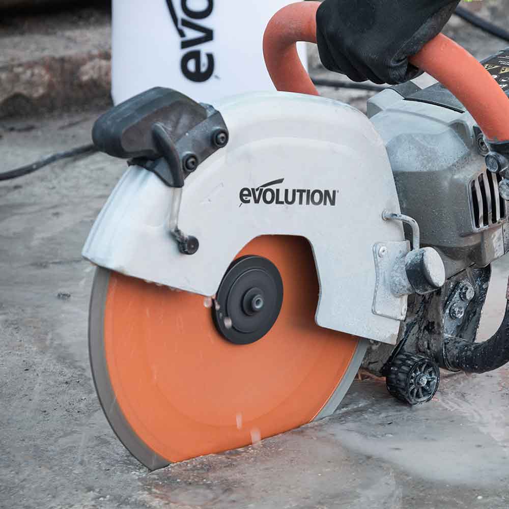 Tarcza diamentowa Evolution 300 mm Premium z wysoką koncentracją diamentu, segmentową krawędzią i otworem