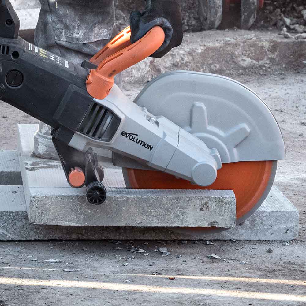 Tarcza diamentowa Evolution 255 mm Premium z wysoką koncentracją diamentu, segmentową krawędzią i otworem