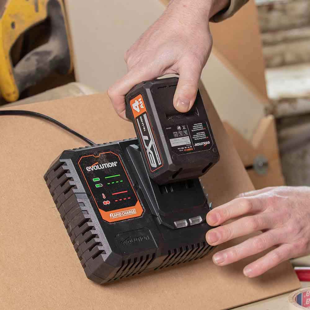 Pakiet Akumulator 4Ah + ładowarka Evolution