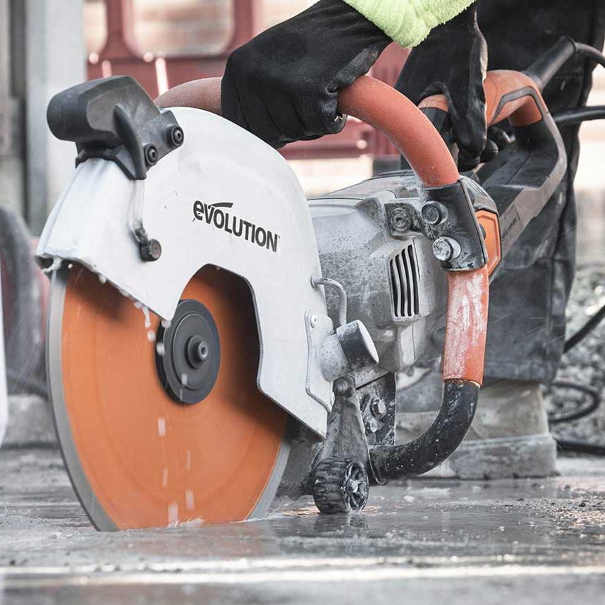 Tarcza diamentowa Evolution 255 mm Premium z wysoką koncentracją diamentu, segmentową krawędzią i otworem