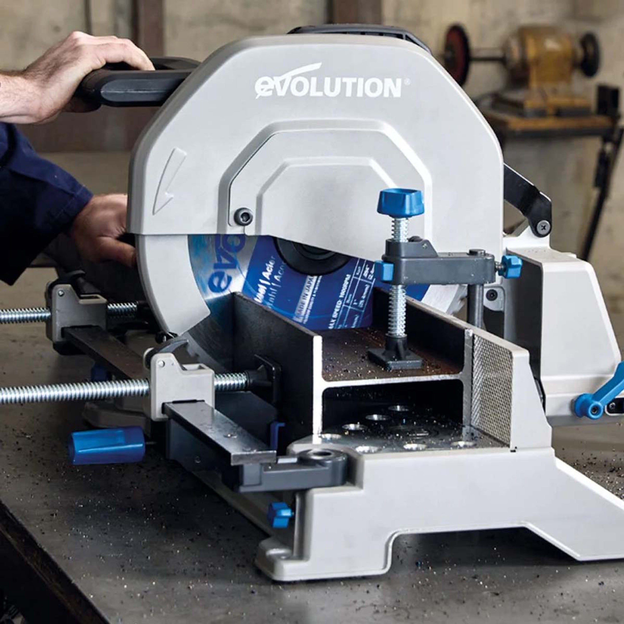 Przecinarka do metalu Evolution S355MCS 355 mm z 2 tarczą do cięcia metalu + Cyclon