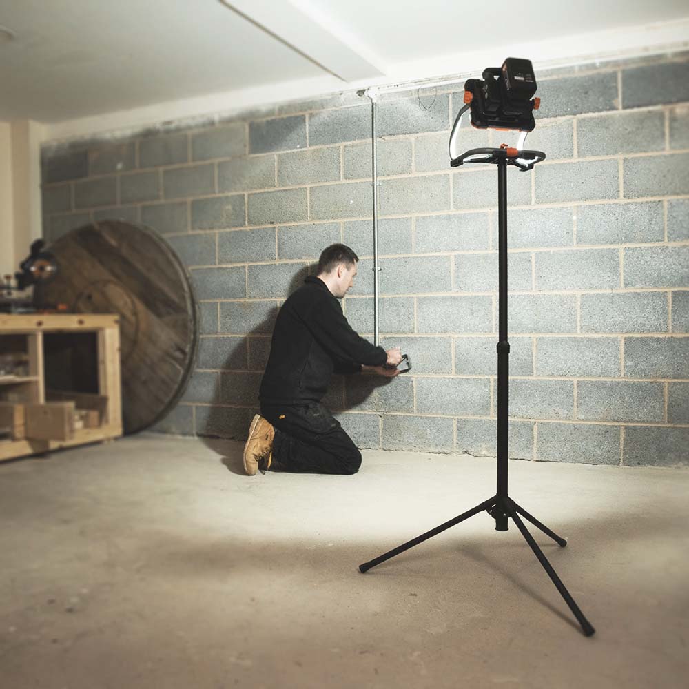 Statyw Evolution E1300TRP z regulacją wysokości 0,8-1,3 m